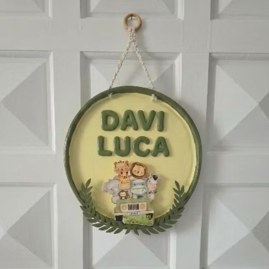 Porta Maternidade em CERÂMICA FRIA Personalizado com Nome do Bebê | Enfeite de Porta Infantil Artesanal | Botija