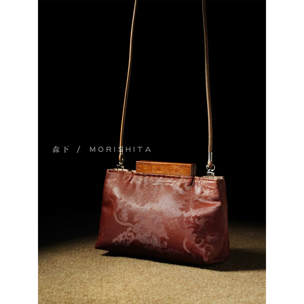 Morishita Novo estilo chinês seda amoreira perfumada nuvem fio mensageiro bolsa para celular vermelho estilo chinês embr