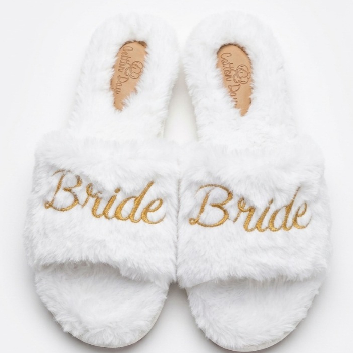 Pantufa Chinelo Rasteirinha Noiva Aberta com Bordado e Solado Antiderrapante Conforto Luxo Bride