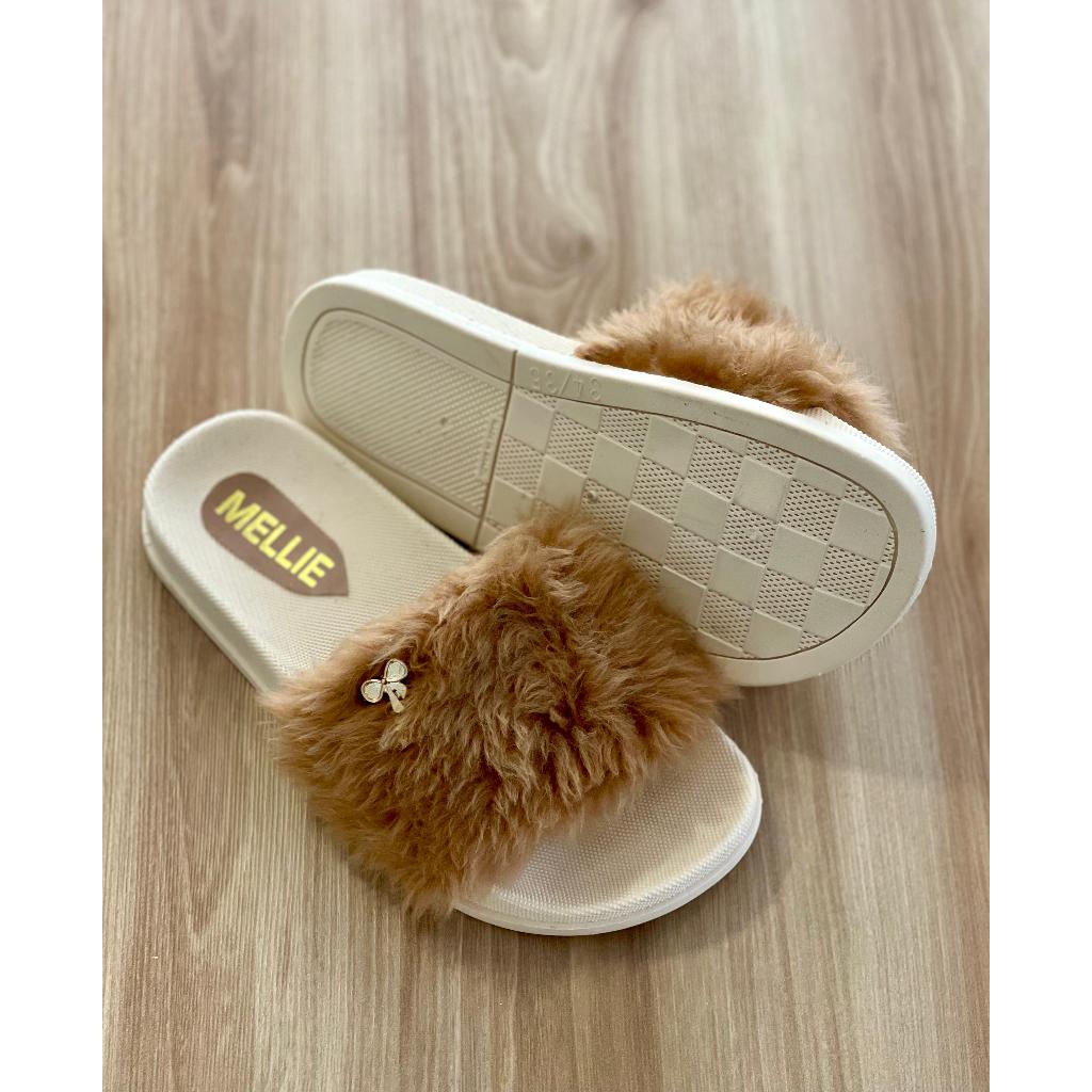 Chinelo Slide Feminino Pelucia Sandalia de Pelinhos Das Blogueiras Moda Das Influencers Com Pelo Pantufa Noiva Fashion