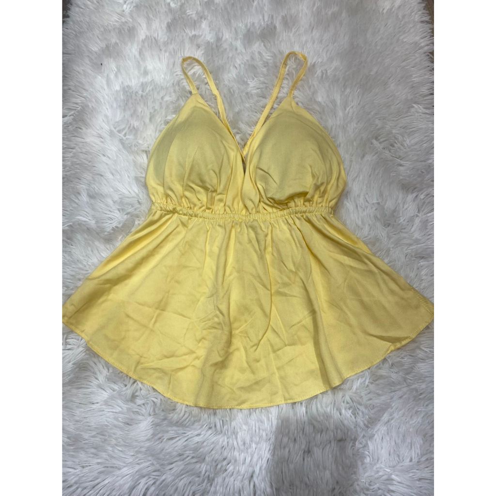 Blusa Regata Alça Fina Feminina Decote em V Cintura Com Elástico Barra Flare Modelo Elegante Dia a Dia