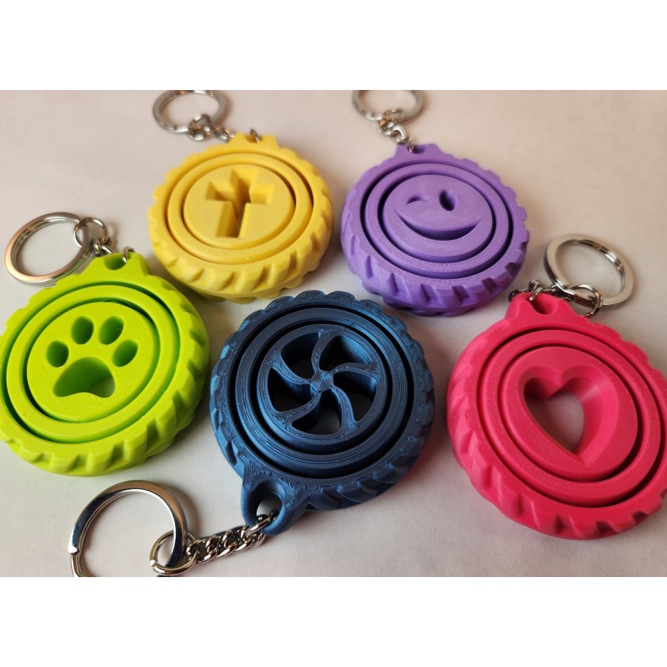 Chaveiro Giratório 3D Colorido – Estilo Divertido e Criativo | 6x5cm