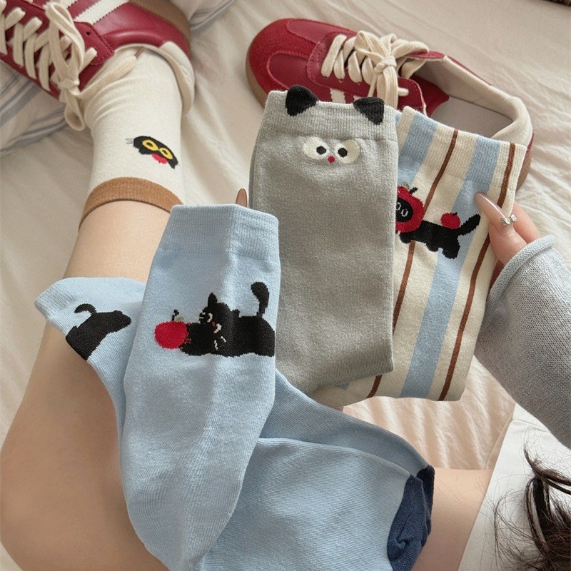 Versão coreana dos desenhos animados maçã gatinho meias femininas listradas verticais ins na moda primavera outono japon