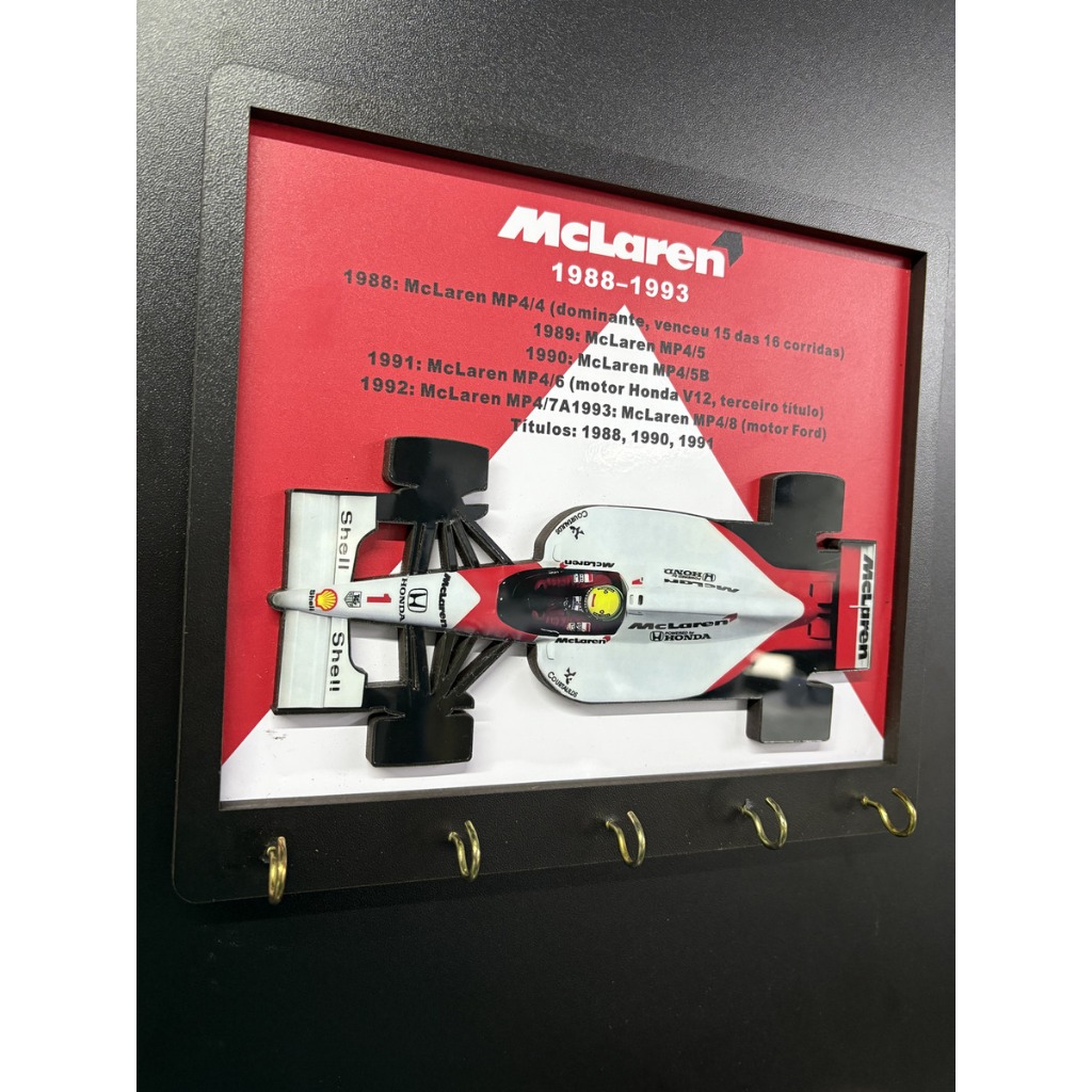 Porta-chaves F1 Mclaren alta qualidade Mdf Alto Relevo Decorativo Carro De Tras fundo Preto