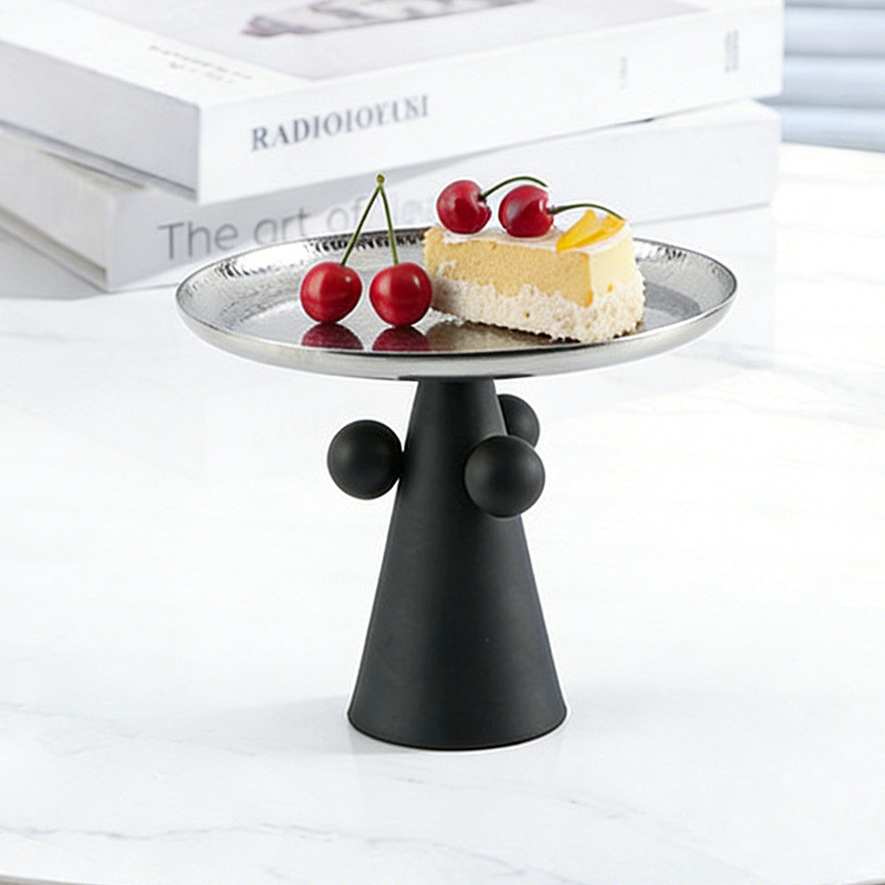 Tall round artistic cracked fruit plate ornament for display in model rooms, bakeries, candy shops, snack shops, and cak