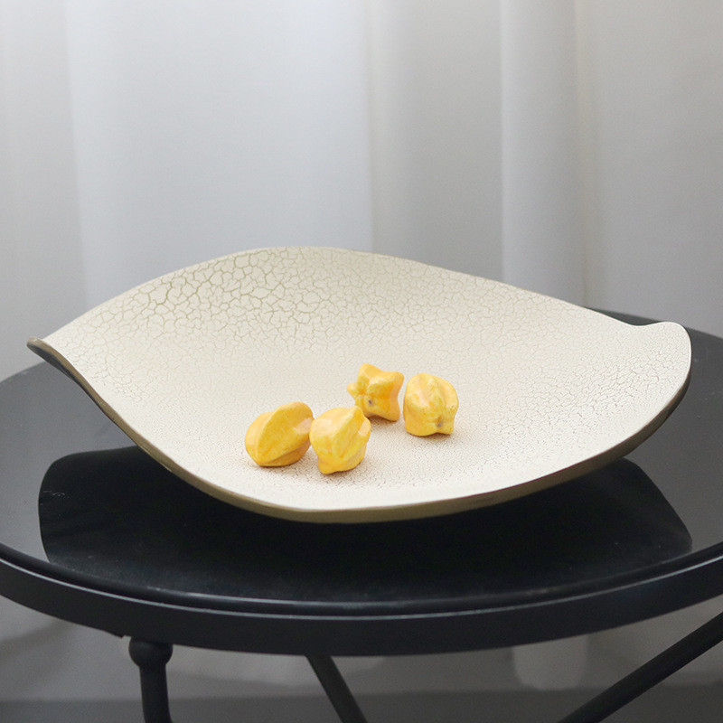 Modern minimalist textured cracked tray fruit plate ornament for hotel living room coffee table entrance creative home d