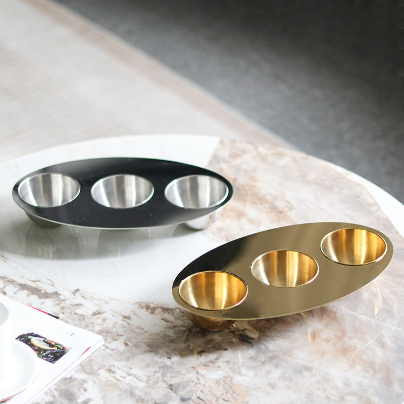 Light luxury small metal triple fruit tray ornament for hotel and showroom tabletop, snack and dried fruit dish, fruit b