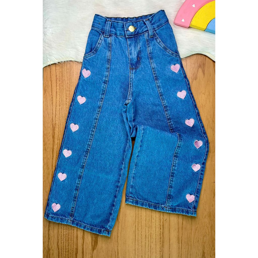 Calça Jeans Infantil Juvenil Wid Leg Love Coração Mini Diva Menina Algodão Moda Blogueira Estilosa