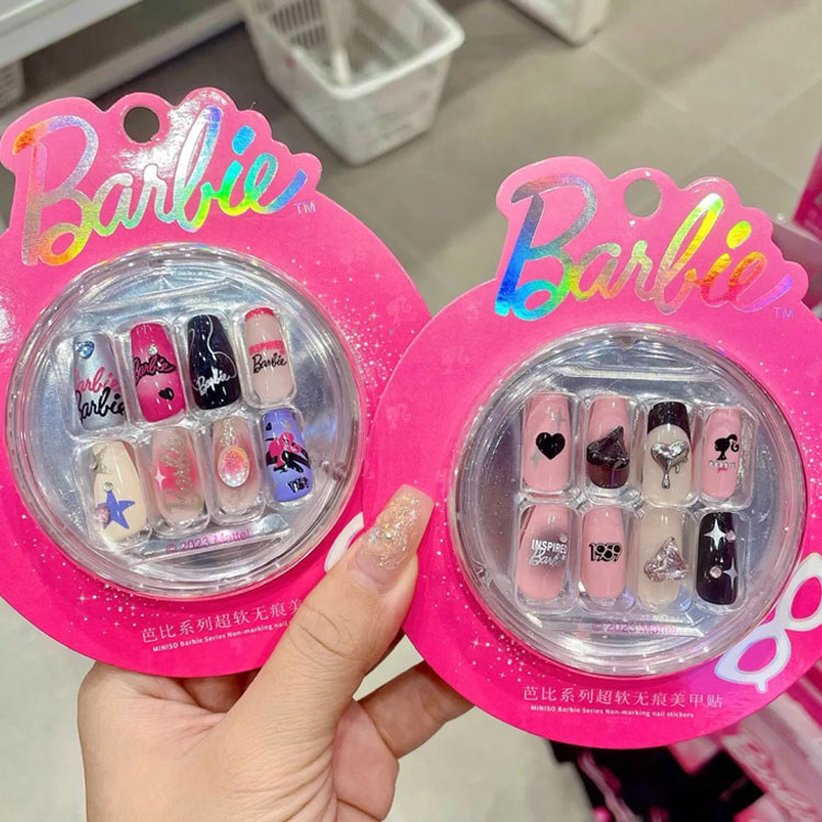 Mini miniso miniso série Barbie Super macio sem costura Manicure adesivos 30 peças pacote unhas Wearable doce estilo leg