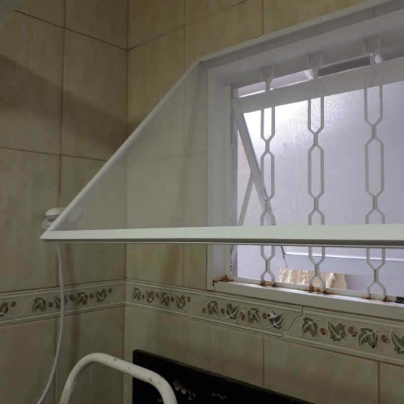 Tela mosquiteiro de alumínio branco ou preto. Protege sua casa contra os insetos e proporciona ambiente ventilado.