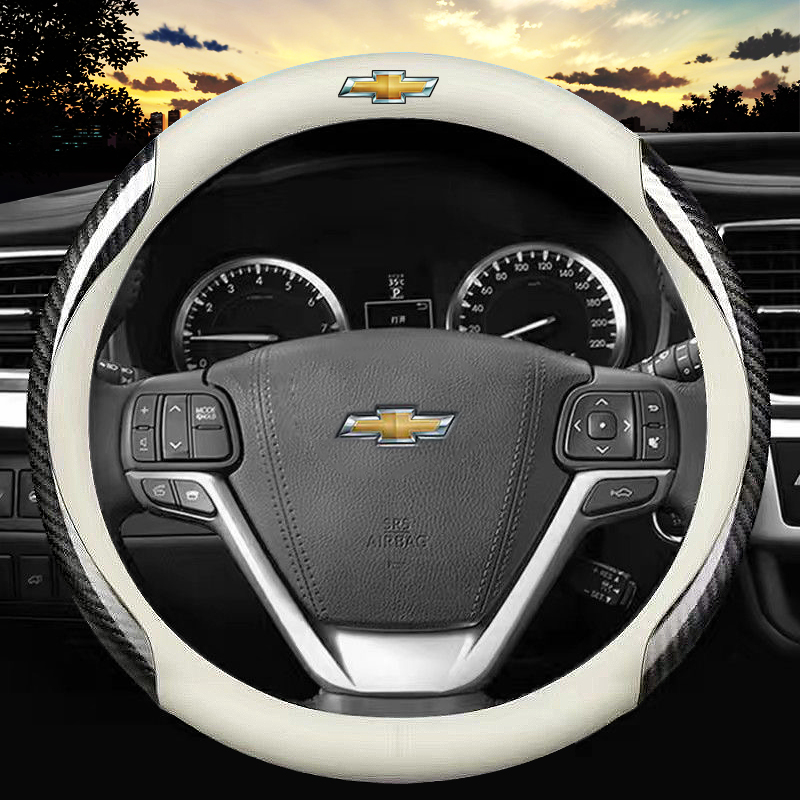 Capa De Couro Ultra Fino De Fibra De Carbono Quatro Estações Universal 38CM Confortável E Respirável Para Chevrolet Onix Colorado Cobalto Montana Prisma