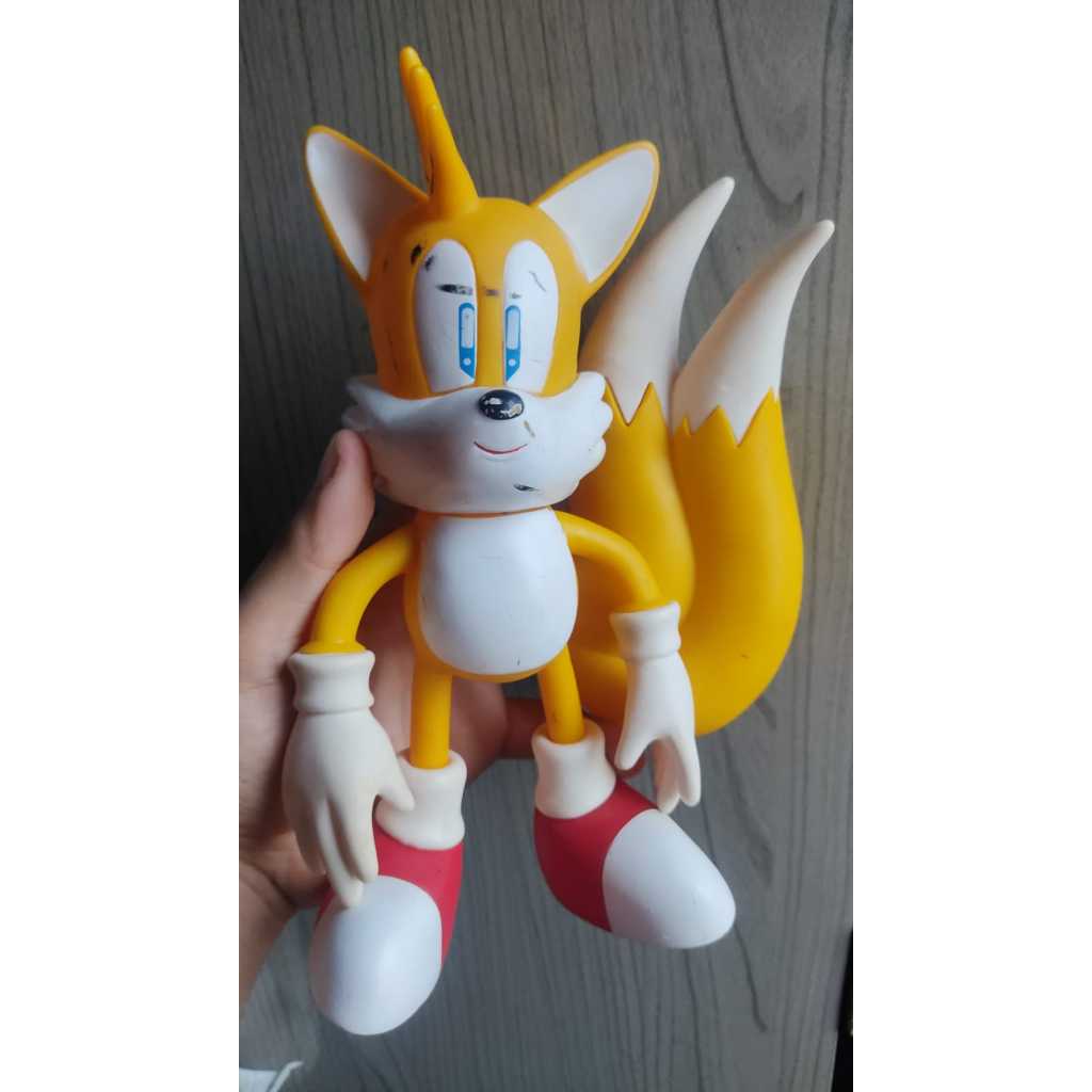 Boneco sonic tails sega. Grande