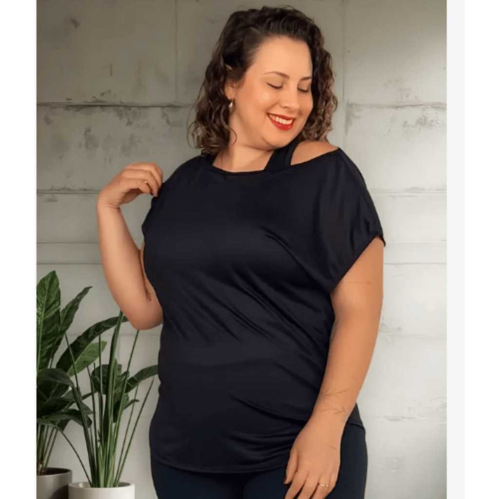 Blusa Decote Canoa Plus Size Feminina T-shirt Ombro a Ombro Ciganinha Roupa Academia Dry Fit Fitness