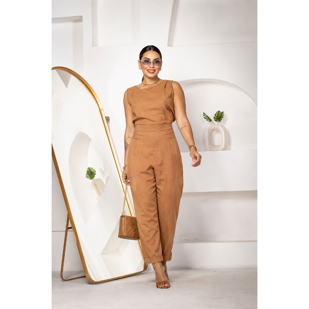 Conjunto Feminino Linho Calça Capri e Regata Elegante Casual