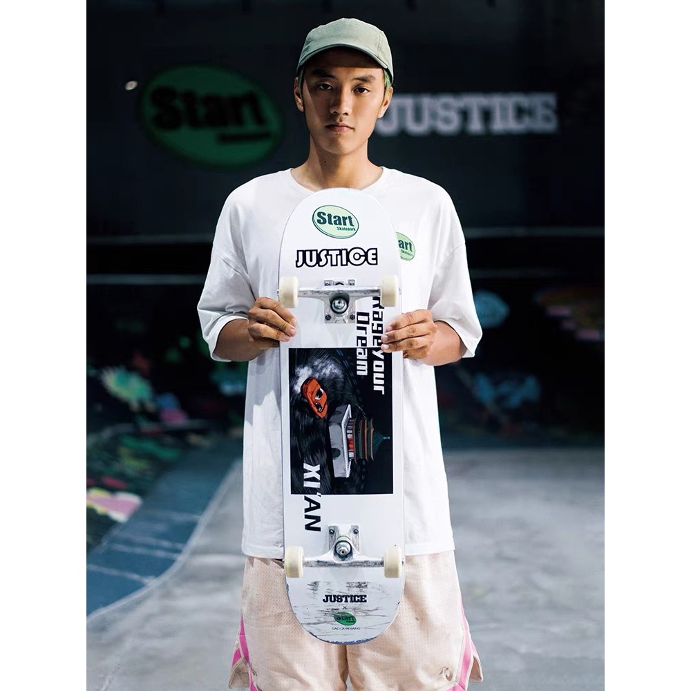 Ponto de ebulição JUSTICE Gao Qunxiang Assinatura Adolescentes Crianças Iniciantes Profissional Skate Duplo Rocked