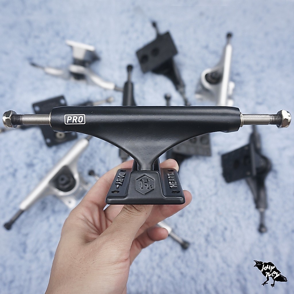 D DBH suporte de skate profissional duplo Rocked estilo rua ação ponte curta de quatro rodas preto prata médio duplo vaz