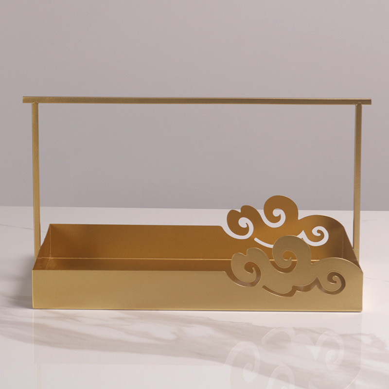 New Chinese-style modern minimalist cloud pattern metal tray, light luxury decorative item for model homes and sales off