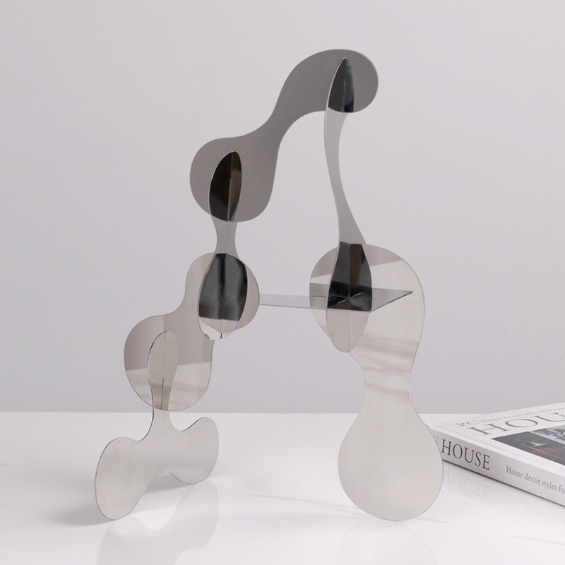 Light Luxury Home Decor Modern Creative Artistic Metal Stainless Steel Geometric Pieces for Model Room and Study Desk De