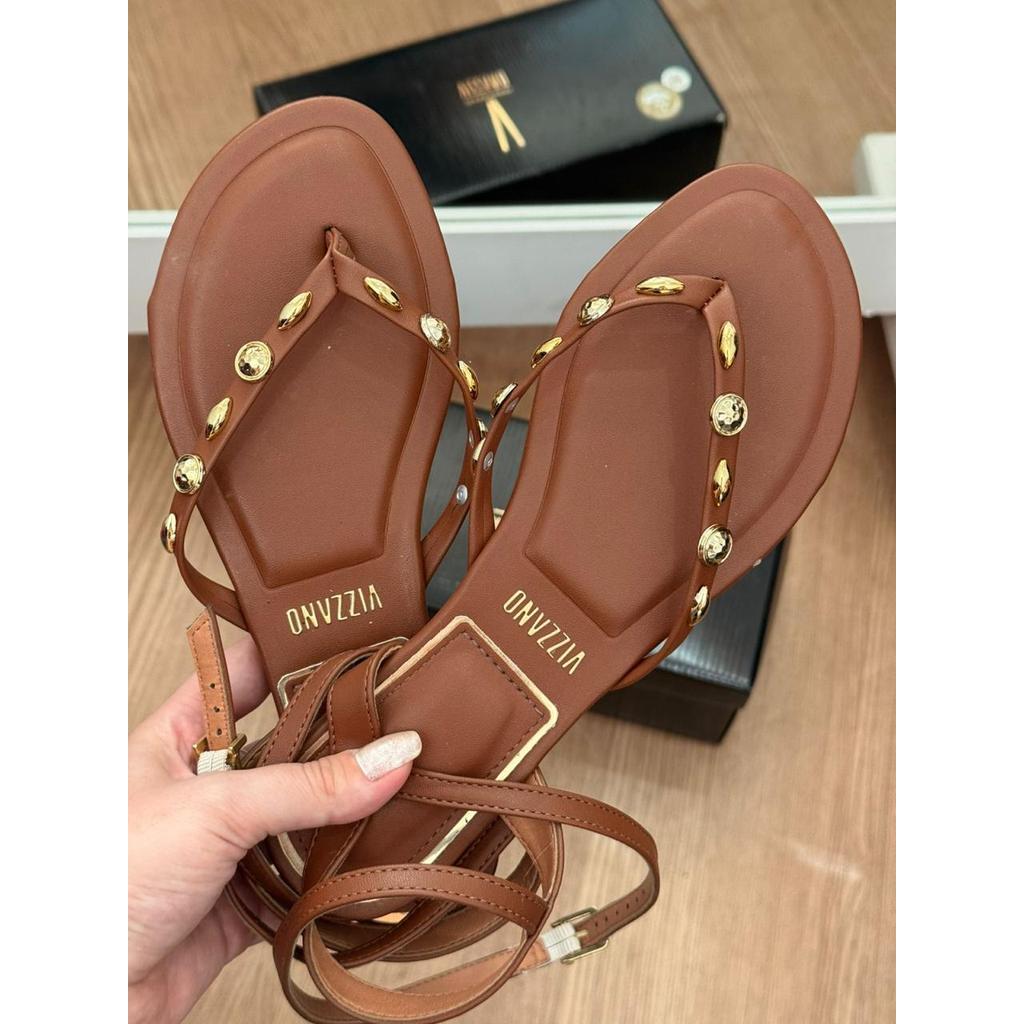 Sandália Rasteira Vizzano Feminina Pedrarias Douradas Fecho Fivela 6528.108
