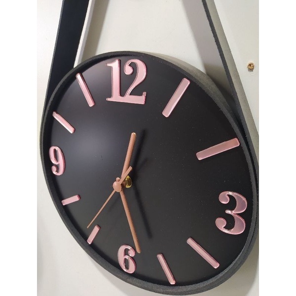 Relógio de Parede 26 cm (Silencioso), Preto/Preto/Cardinais Rosé.