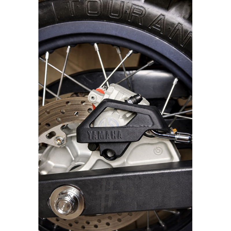 Capa Pinça de Freio Traseiro XT660R 2005 a 2018 Protetor Yamaha