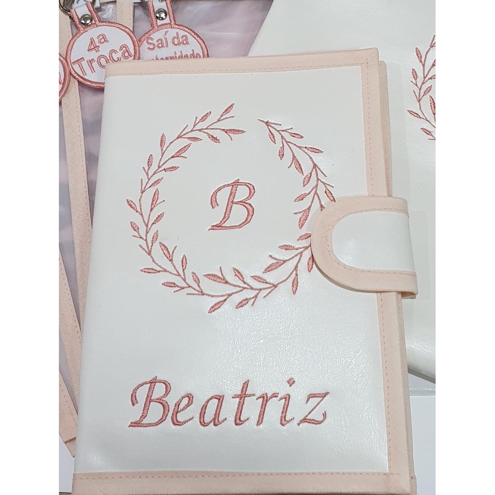 Capa para carteira vacinação personalizada / porta caderneta de vacina / porta documentos