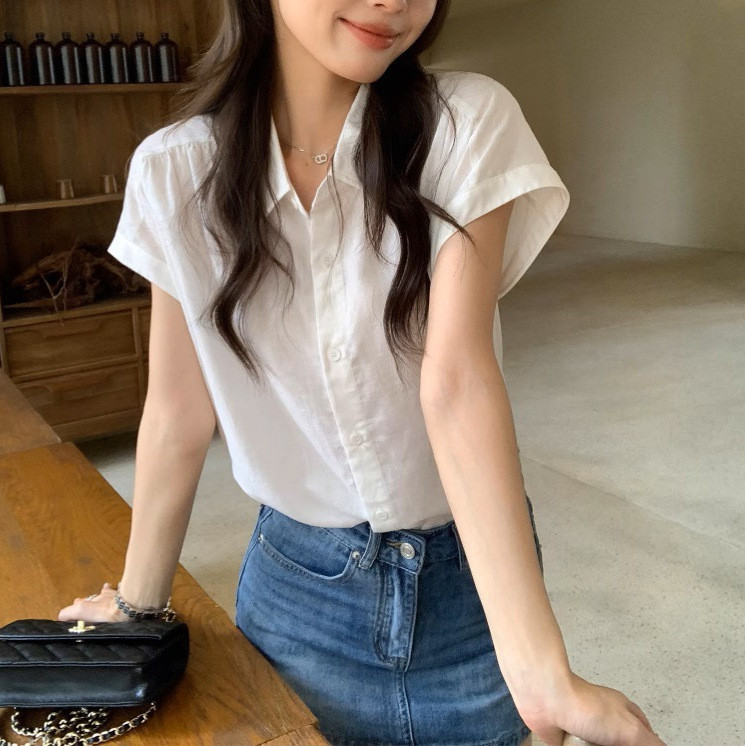 Women's elegant commuting short-sleeve shirt with loose fit and small flutter sleeves