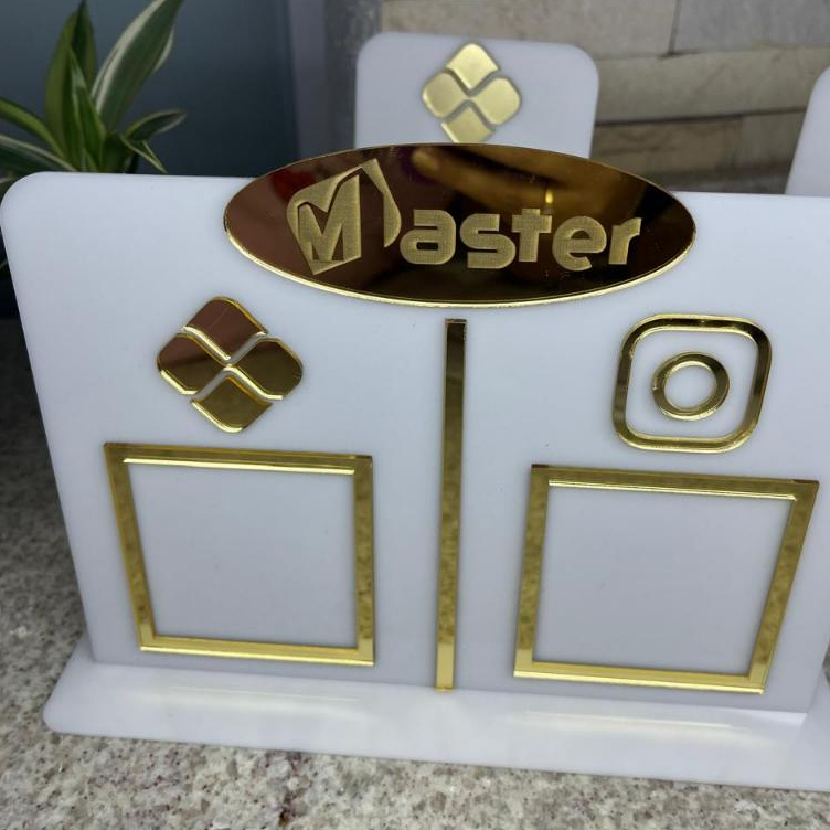 Placa pix e Instagran 2 QR CODE acrilico branco e acrílico espelhado Personalizado com sua logo