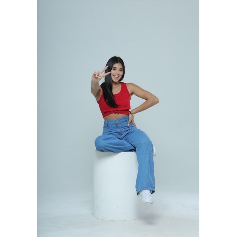 Calça wide leg juvenil na Cor jeans clara lisa jeans escura lisa  tamanho 10 ao 16 calça pantalona calça folgada calça boca larga