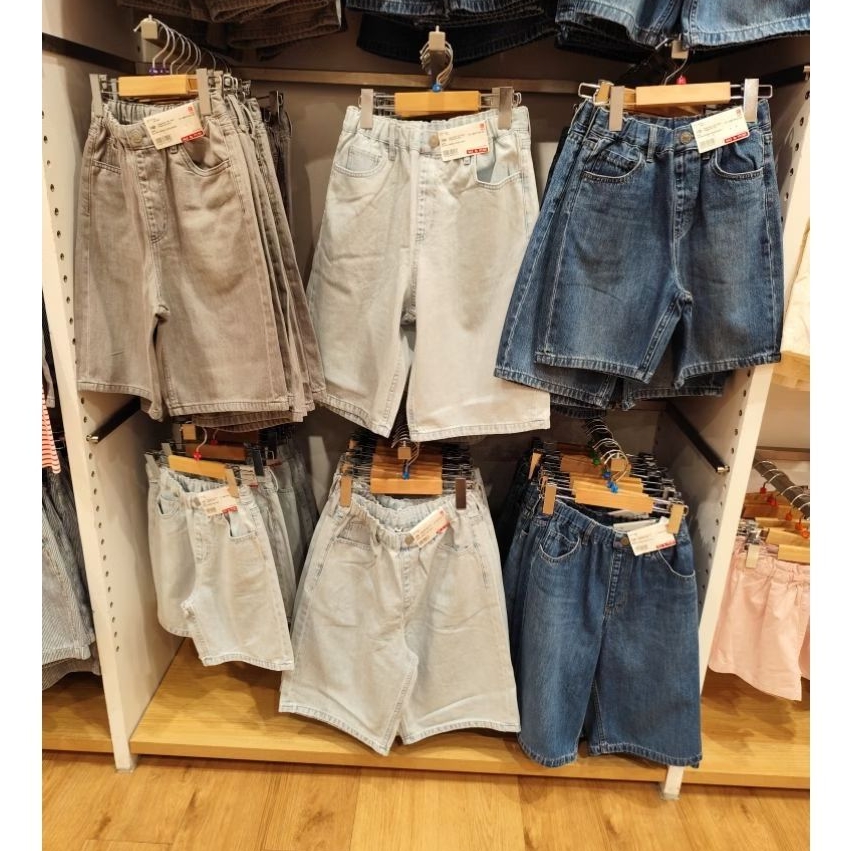 Shorts Jeans Folgados Infantis Uniqlo (Unissex)
