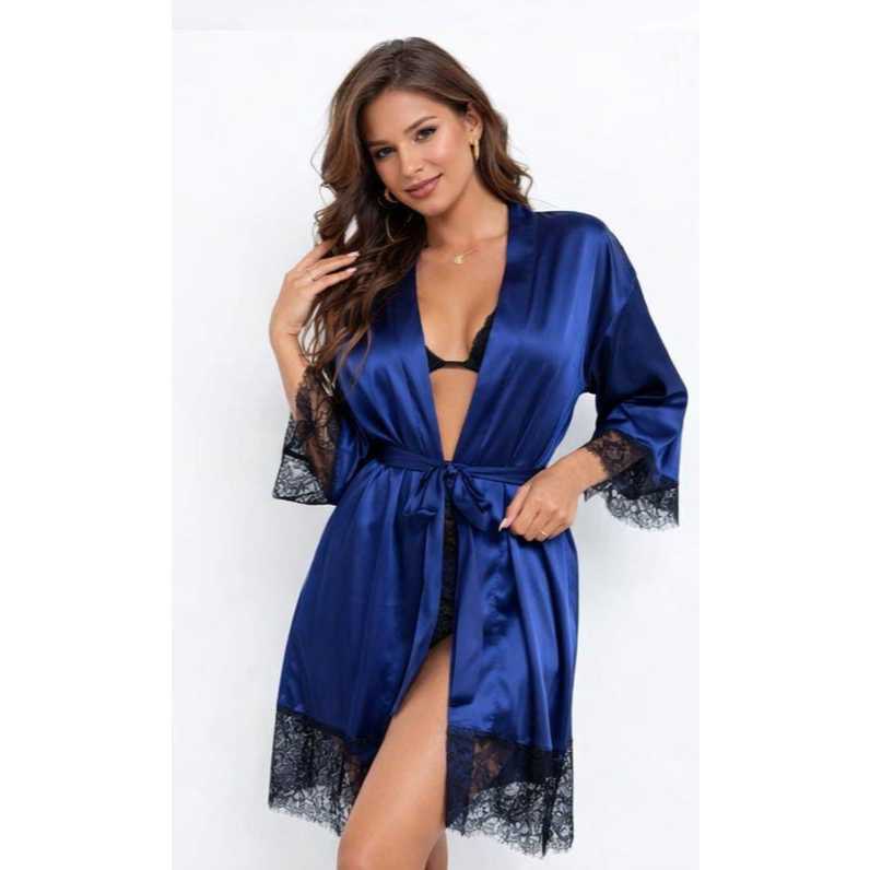 Robe Azul com Renda Preta - Estilo e Conforto em Cada Detalhe