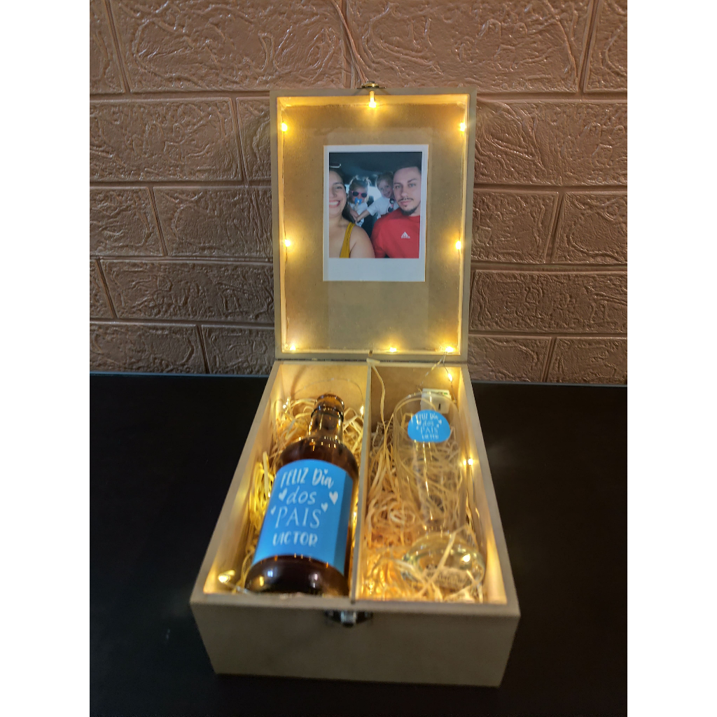 Caixa Dia dos Pais com Luzes, Long Neck, Copo e fotos, tudo personalizado