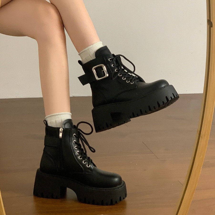 Botas Martin estilo britânico de sola grossa feminina 2025 novo estilo outono inverno pequeno aumentado preto rendas bot