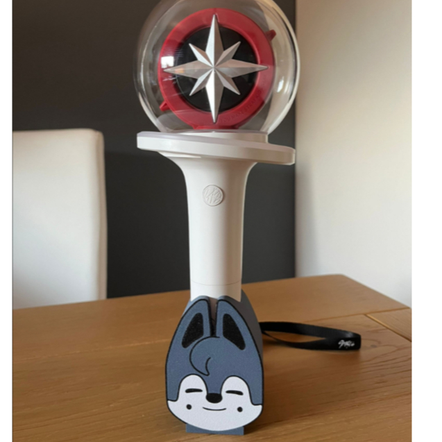 Suporte Lightstick Stray Kids SKZ Kpop Display Base Decorativa Personagem Presente Fã