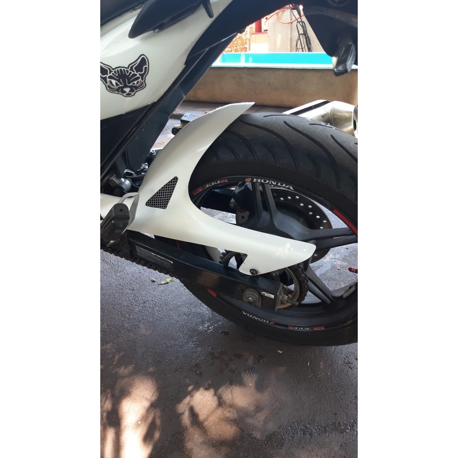 Paralama esportivo traseiro CBX 250 Twister fibra de vidro Branco brilhante