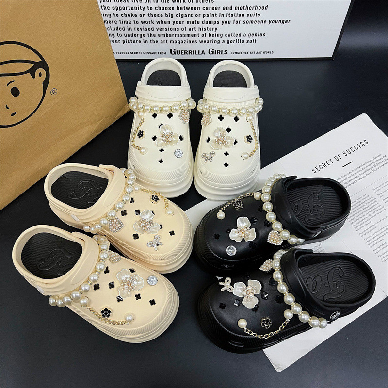 Sapatos rasgados femininos novo estilo influenciador bonito Super quente aumentando chinelos femininos de venda quente d