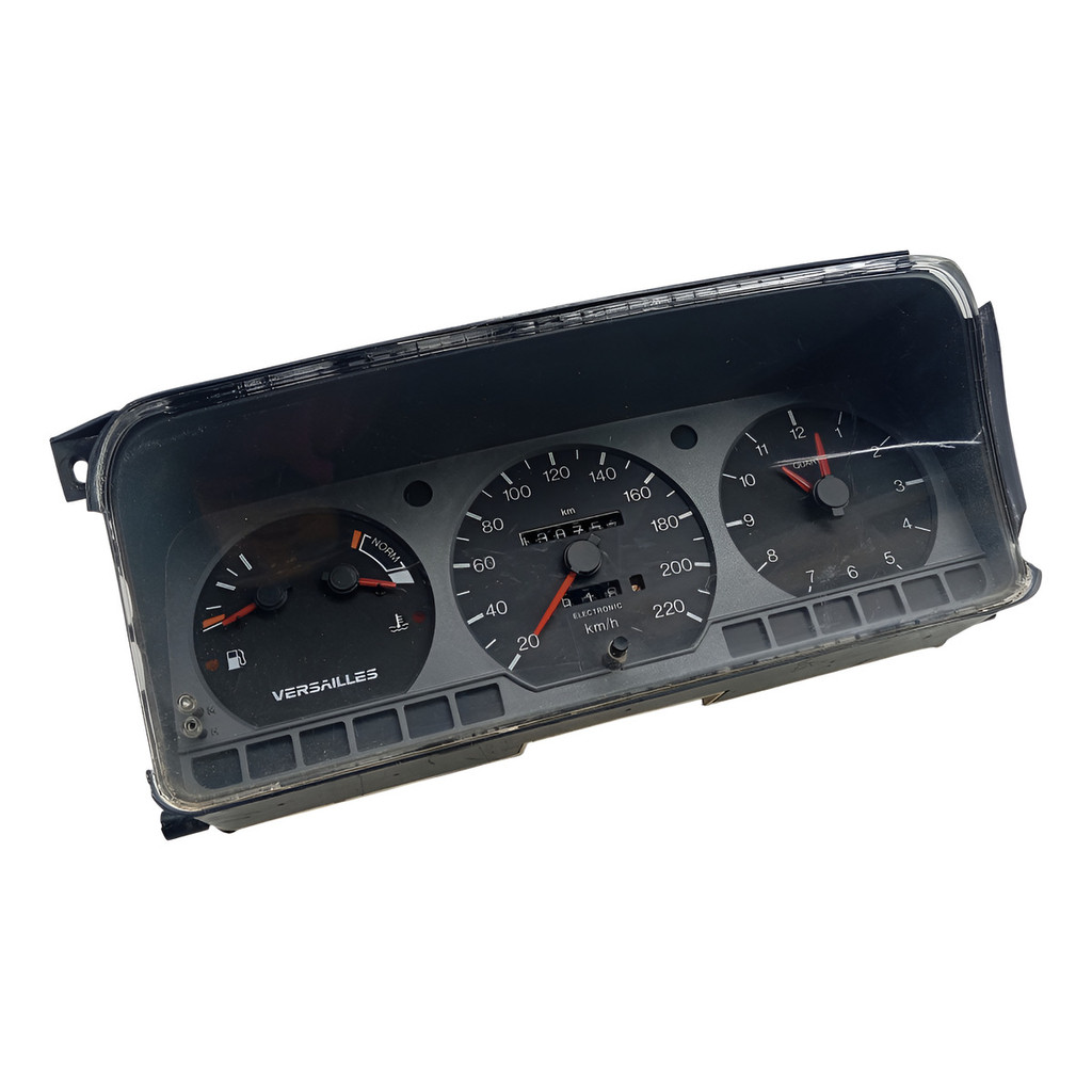 Painel De Instrumentos Ford Royale Versailles Com Detalhe