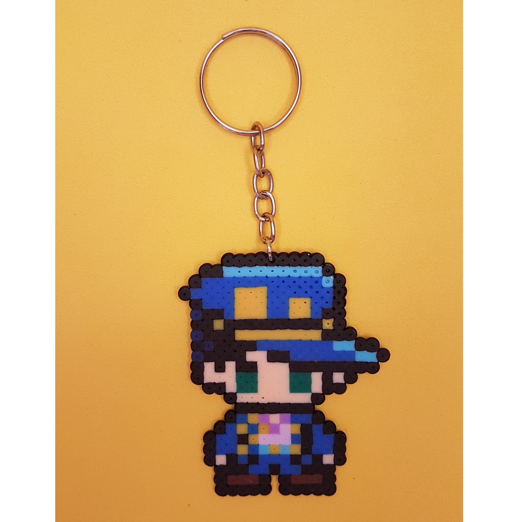 Chaveiro/ Ímã/ Brcohe Jotaro - JoJo's Bizarre Adventure - Pixel Art/ Pixel Arte/ Perler Beads