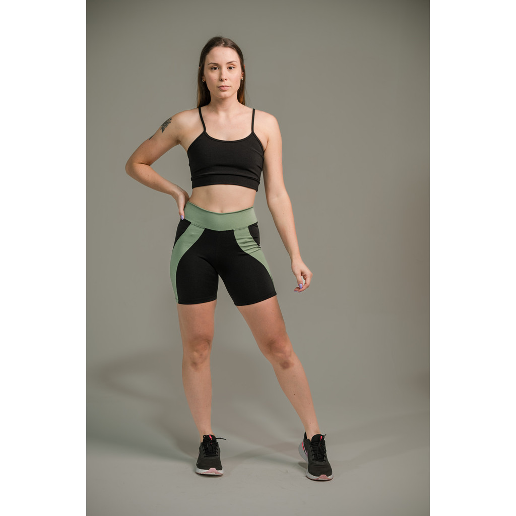 Short Feminino Meia Coxa, em Poliamida