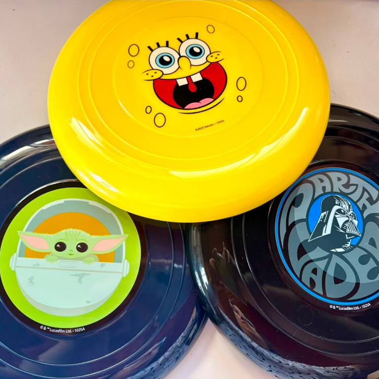 Brinquedos Frisbee Lançar Arremessar Star Wars Bob Esponja Darth Vader Bob Esponja Mestre Yoda Voa Alto