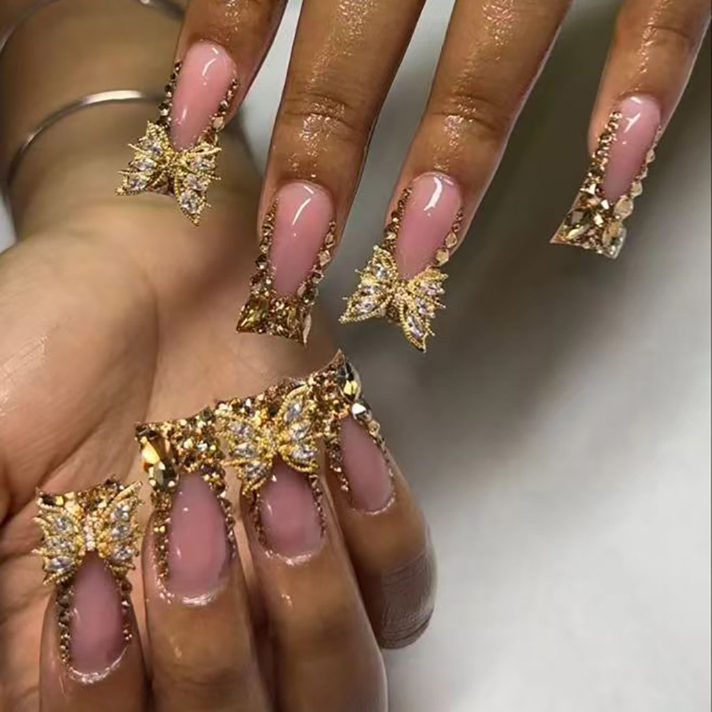 Borda francesa formato de bico de pato usando unhas douradas diamante borboleta Manicure remendo unhas postiças unhas fa