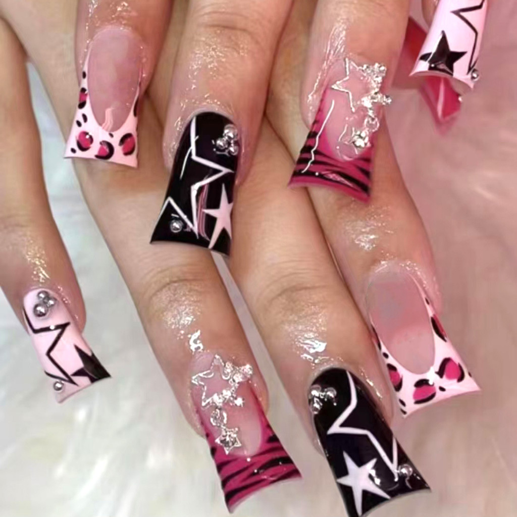 Usando unhas bico de pato unhas leopardo impressão borda francesa pingente estrela bola de aço unhas falsas destacáveis