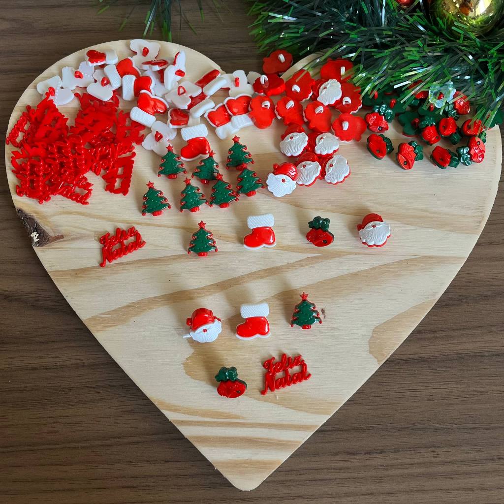Aplique de Natal Plástico 10un 2cm | Botões Sortidos Decoração | Mini Enfeite de Festa Artesanato
