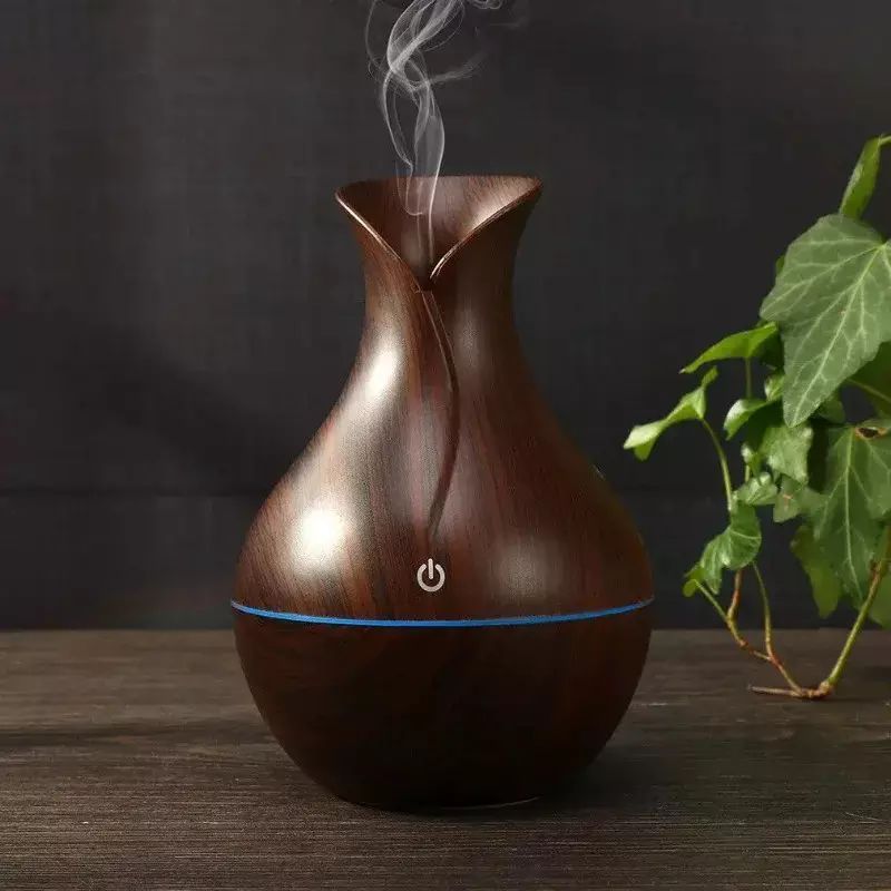 Umidificador Aromatizador Silencioso com LED - Design de Vaso de Madeira