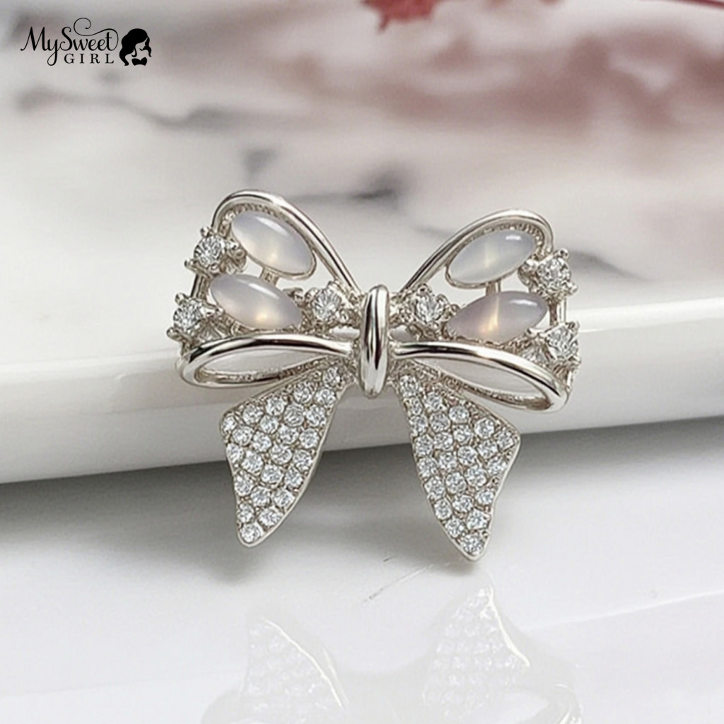 Suit Collar Brooches Bowknot Shape Pin Rhinestone Bow Brooch with Cat Eye Stone – Elegant Lapel for Sweaters Cardigans