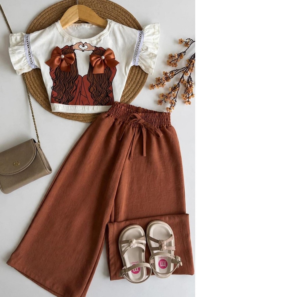 Conjunto menina calça wide leg e blusa cropped