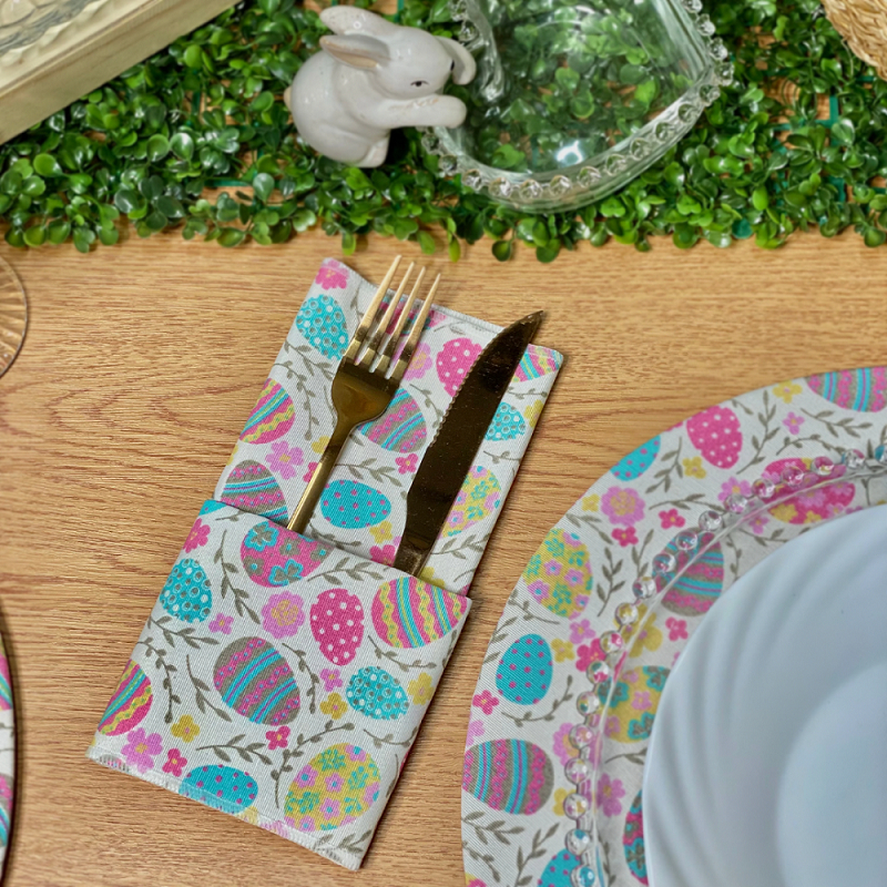 Guardanapos em Tecido Estampado Colorido Coelhinho Páscoa Mesa Posta