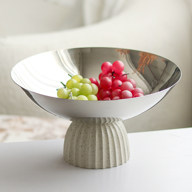 Nordic light luxury high-footed fruit tray, decorative item for model home living room coffee table, candy and snack dis