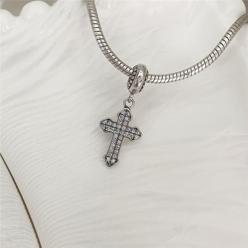 BERLOQUE PRATA 925 CRUZ CRAVEJADA COM ZIRCÔNIA