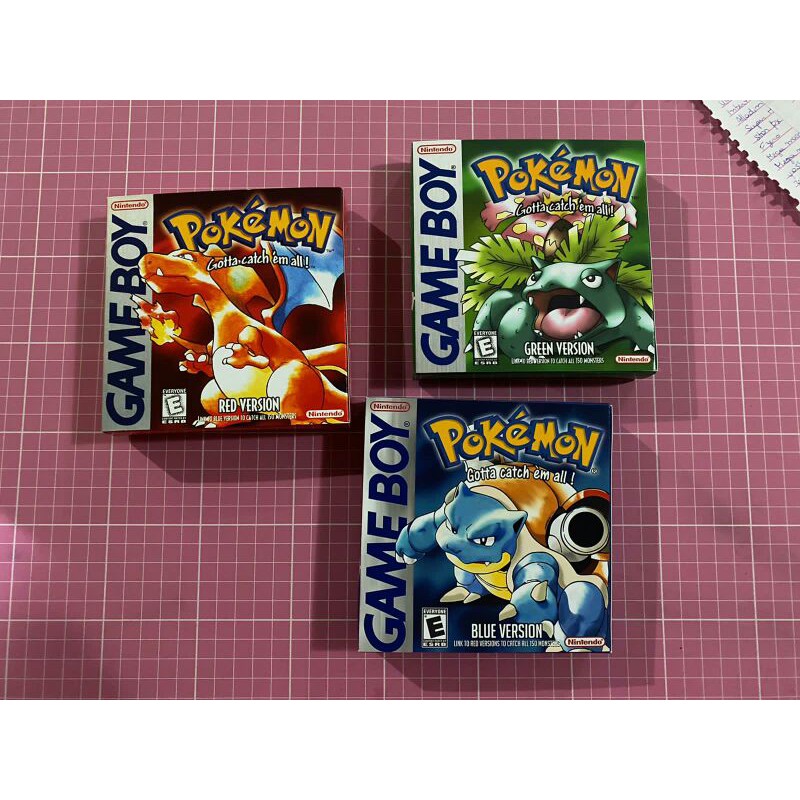 caixa repro com berço para pokemon de gameboy classic color e advance